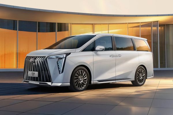 新传祺M8 HEV政企双补价19.78万起