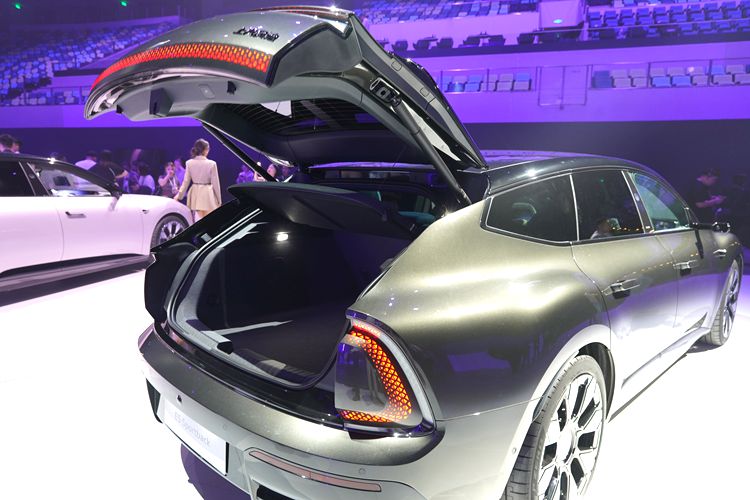 奥迪 E5 Sportback：车型配置盘点