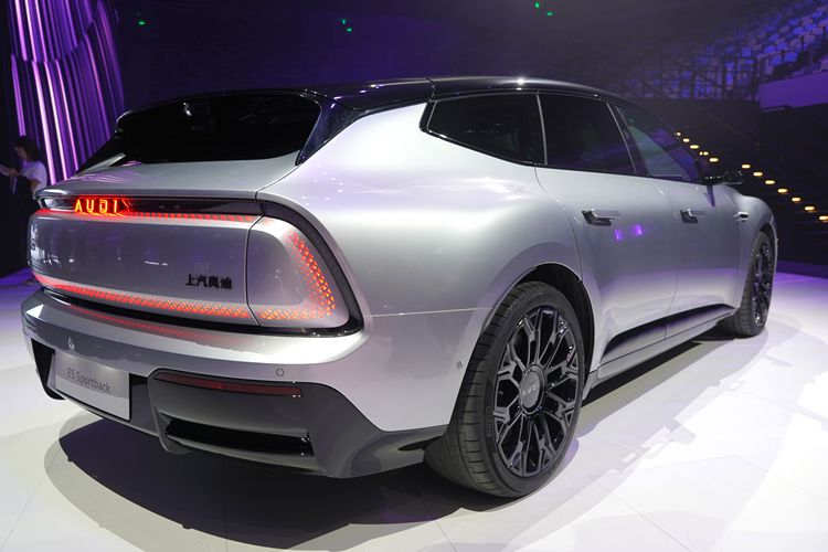 奥迪 E5 Sportback：车型配置盘点