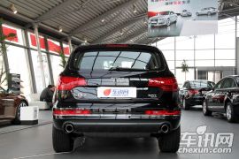 奥迪-奥迪Q7(进口)-3.0 TFSI 技术型(200kW)