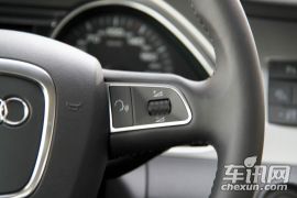 奥迪-奥迪Q7(进口)-3.0 TFSI 技术型(200kW)
