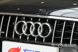 奥迪-奥迪Q7(进口)-3.0 TFSI 技术型(200kW)