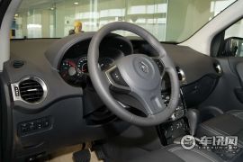 雷诺-科雷傲(进口)-2.5 四驱豪华导航版