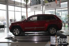 吉普-大切诺基-3.6 旗舰导航版