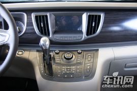 通用别克-别克GL8-3.0L XT豪华商务旗舰版