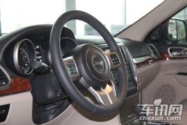 吉普-大切诺基-3.6 旗舰导航版