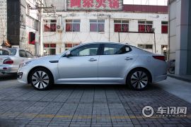 东风悦达起亚-起亚K5  2.4L Premium AT 