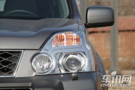 东风日产-奇骏-2.5L XV 至尊版 CVT 4WD