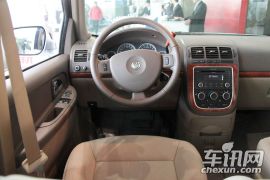 通用别克-别克GL8-2.4L LT行政版