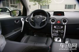 雷诺-科雷傲(进口)-2.5 两驱时尚型