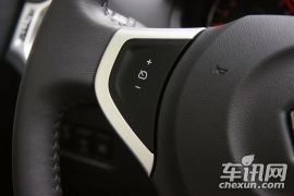 雷诺-科雷傲(进口)-2.5 两驱时尚型