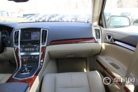 通用凯迪拉克-SLS赛威-2.0T 精英型