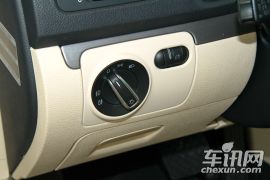 一汽-大众-速腾-1.4TSI 自动豪华型