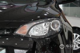 上海汽车-MG 6-三厢 1.8L 自动精英版