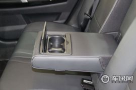 上海汽车-MG 6-三厢 1.8L 自动精英版