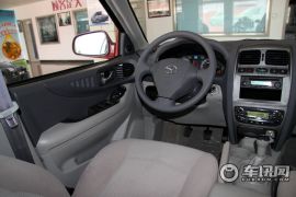 江淮汽车-瑞鹰-2.0T AMT两驱时尚版