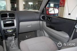 江淮汽车-瑞鹰-2.0T AMT两驱时尚版