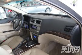 广汽乘用车-传祺-2.0L MT精英版