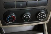 力帆汽车-力帆520-520i 1.3 标准型LX1