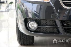 一汽奔腾-B70-2.0AT 智领型