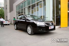 雷诺-纬度(进口)-2.5L 豪华导航版