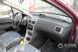 东风标致-307-1.6 自动舒适版