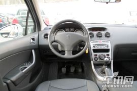 东风标致-408-2.0L手动豪华版