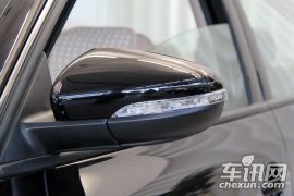 上海大众-PASSAT新领驭-2.0L MFI 手动尊享型