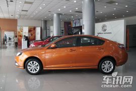 上海汽车-MG 6-掀背 1.8T 自动精英版