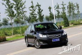 斯巴鲁-力狮(进口)-2.5GT豪华导航版