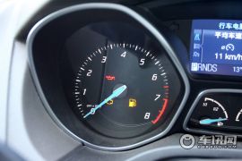 长安福特-福克斯-三厢 2.0 AT 旗舰型