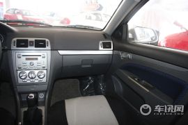 长安汽车-CX30-1.6 MT豪华型