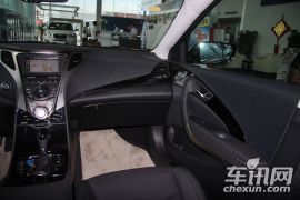 现代-雅尊(进口)-2.4 旗舰版