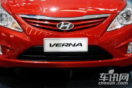 北京现代-瑞纳-1.4 BLUE AT