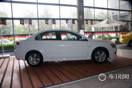 东南汽车-三菱翼神-1.8L 致尚版豪华型MT