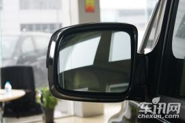 福建奔驰-威霆-2.5L 商务版8座