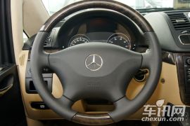 福建奔驰-威霆-2.5L 商务版8座