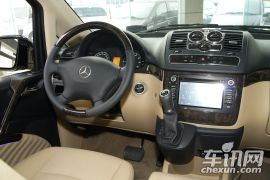 福建奔驰-威霆-2.5L 商务版8座