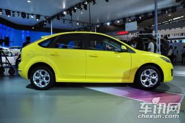 长安福特-福克斯-两厢2.0 AT运动型