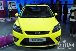 长安福特-福克斯-两厢2.0 AT运动型