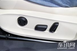 一汽-大众-速腾-1.8TSI 自动旗舰版