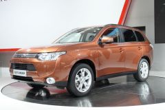 三菱-欧蓝德 EX(进口)