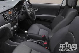 双龙汽车-柯兰多(进口)-2.0T 四驱自动豪华导航版