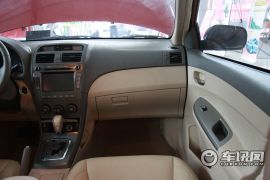 比亚迪-比亚迪L3-锋畅版 1.8自动旗舰型