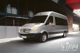 奔驰-凌特(进口)-增配版