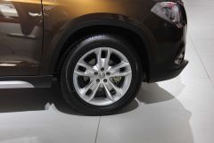 华晨中华-中华V5