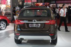 华晨中华-中华V5