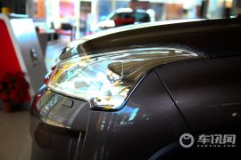 雪铁龙-C4 Aircross(进口)-2.0L 两驱豪华