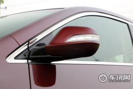 讴歌-讴歌ZDX(进口)-3.7 标准版