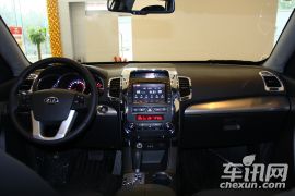 起亚-索兰托(进口)-2.4 至尊版